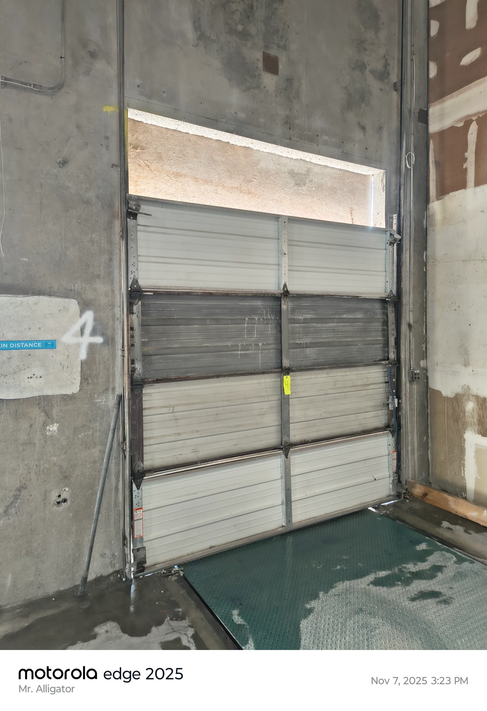 Concrete wall cutting